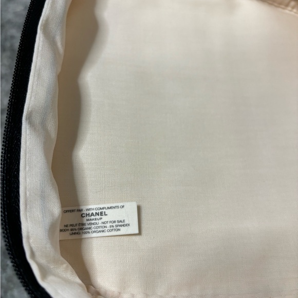 Chanel Beauty Makeup Bag/Pouch - Picture 6 of 8